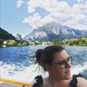 Meet your Posher, Natalie